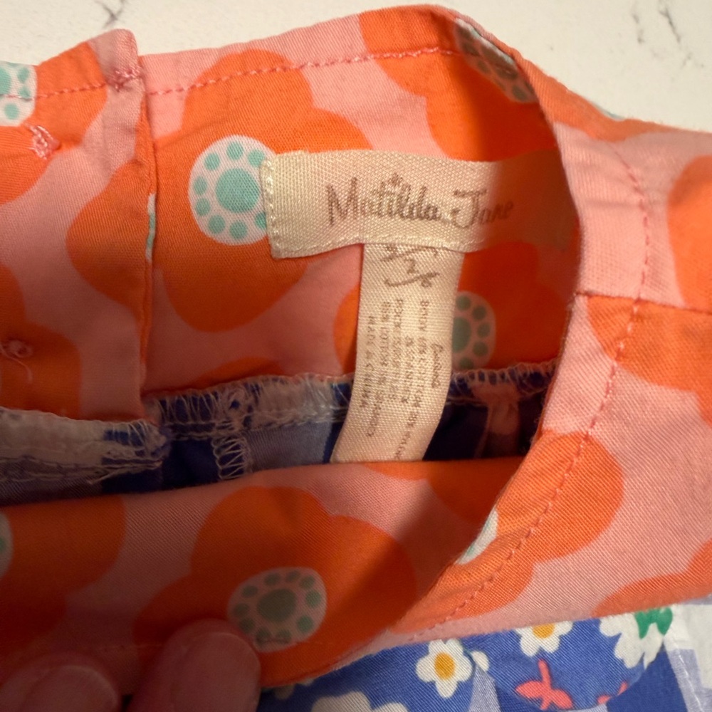 Lot of 7 Matilda Jane clothing. 4 dresses, 2 tops, 1 pants. Size 2 & 18-24 mths - Picture 14 of 16